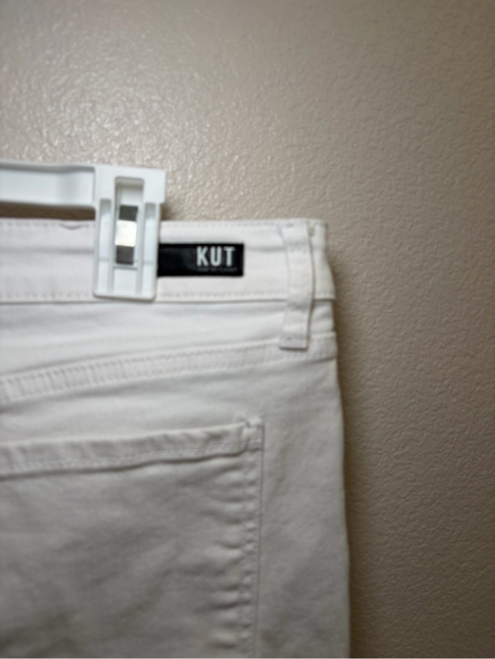 Kut from the Kloth Kity Denim Boyfriend Shorts White Denim Jean Shorts Sz 14 - Picture 13 of 16